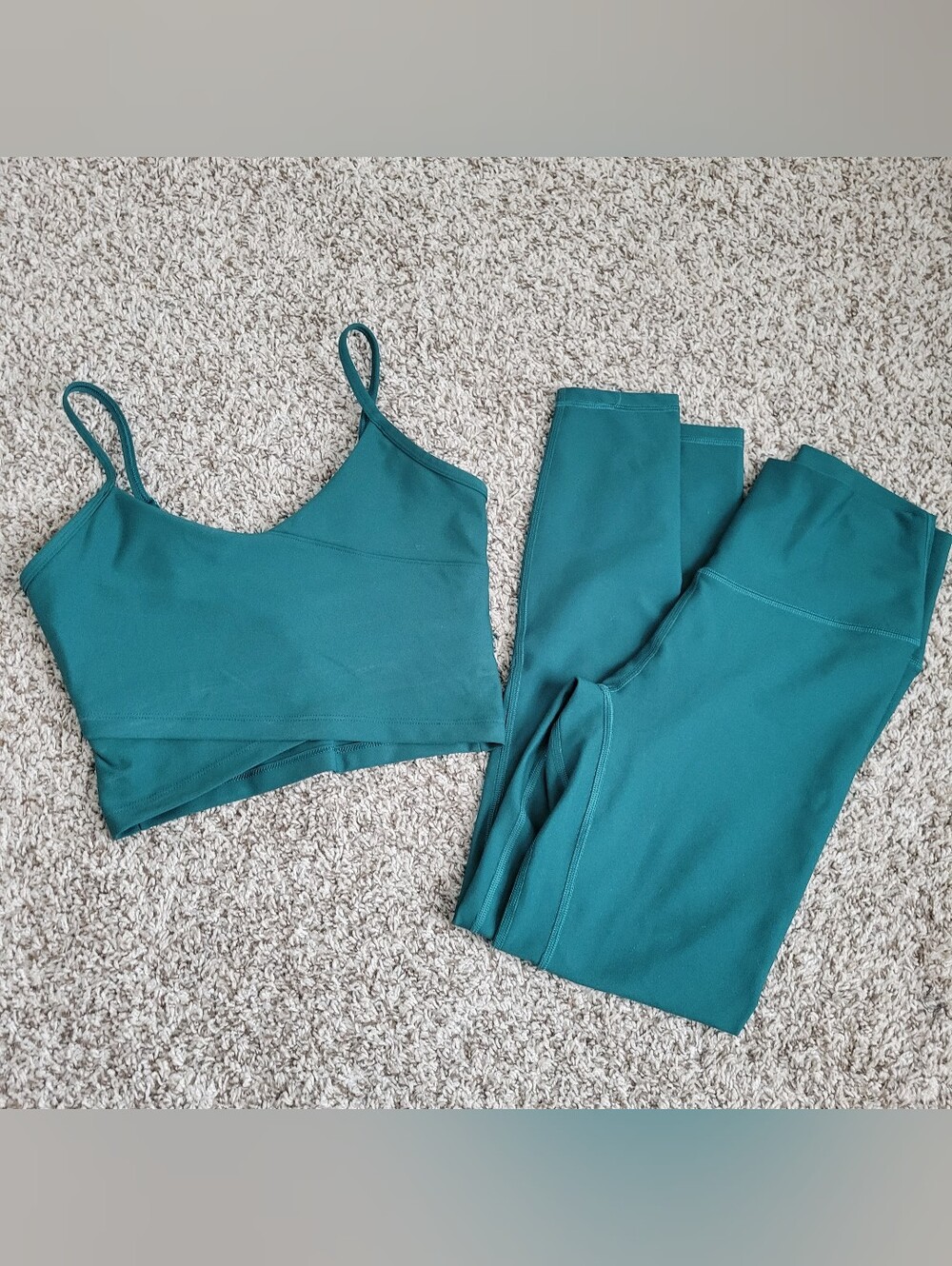 YPB Abercrombie & Fitch Matching Set Sports Bra Leggings Yoga Pants Green Small - Picture 1 of 6